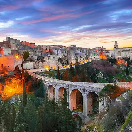 Opera Gravina in Puglia